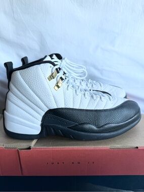 AUTHENTIC Jordan 12 Retro Taxi size 9 CT8013-117 2025 PRE-OWNED